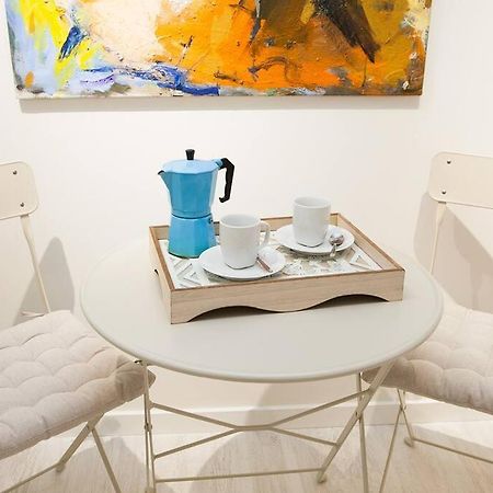 Atelier Eu-Artista Apartment Севиля Екстериор снимка