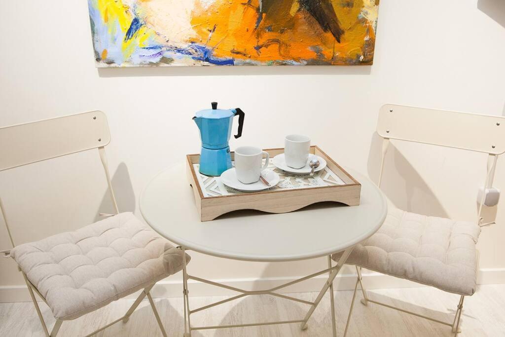 Atelier Eu-Artista Apartment Севиля Екстериор снимка