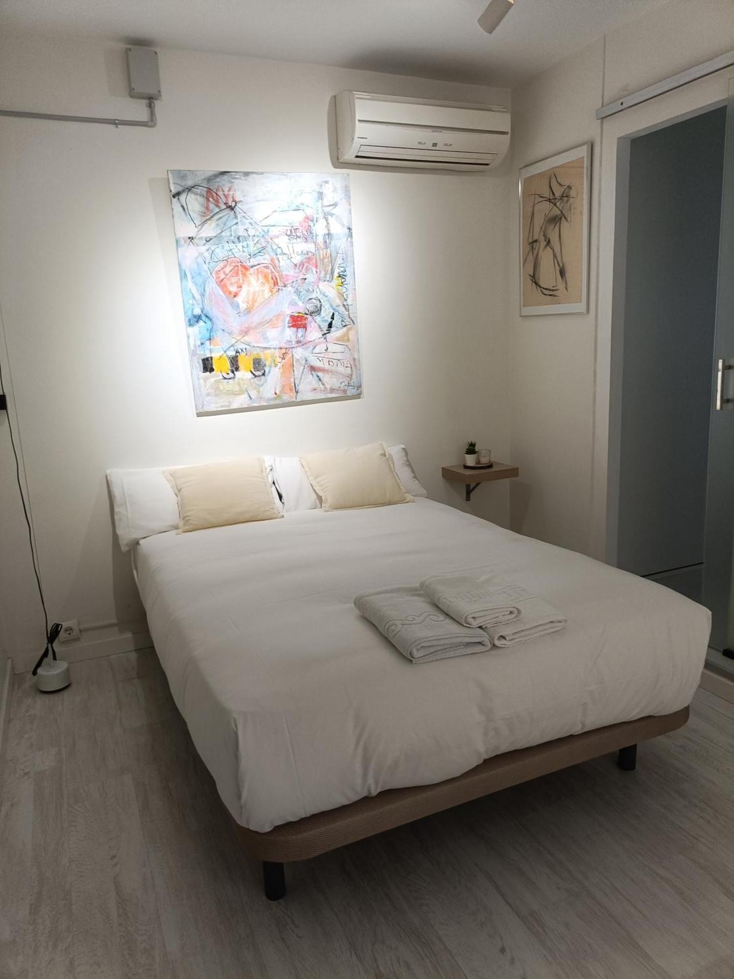 Atelier Eu-Artista Apartment Севиля Екстериор снимка